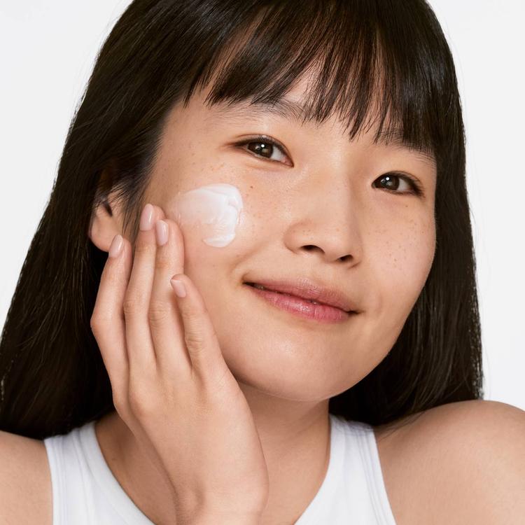 Clinique Moisture Surge™ Intense 72-Hr