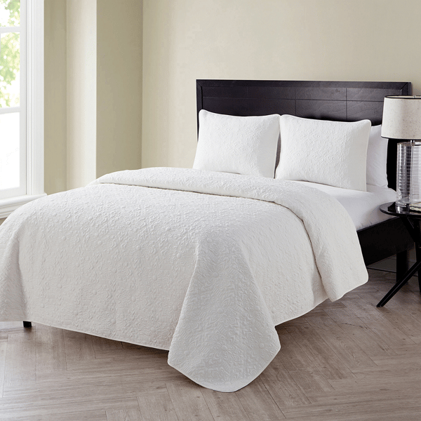 VCNY Home Caroline Embossed Floral Quilt Set