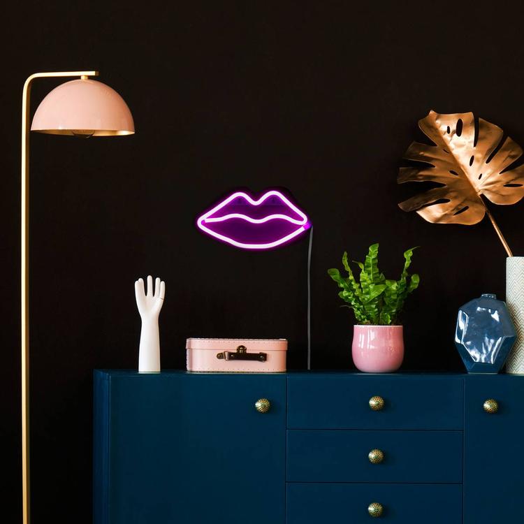 Northlight Seasonal Pink LED Valentine''s Day Lip Wall Sign