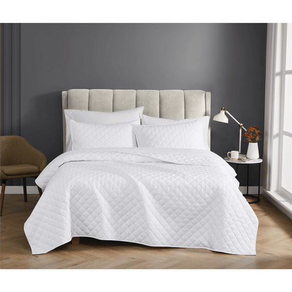 Cannon Solid Percale 3pc. Quilt Set