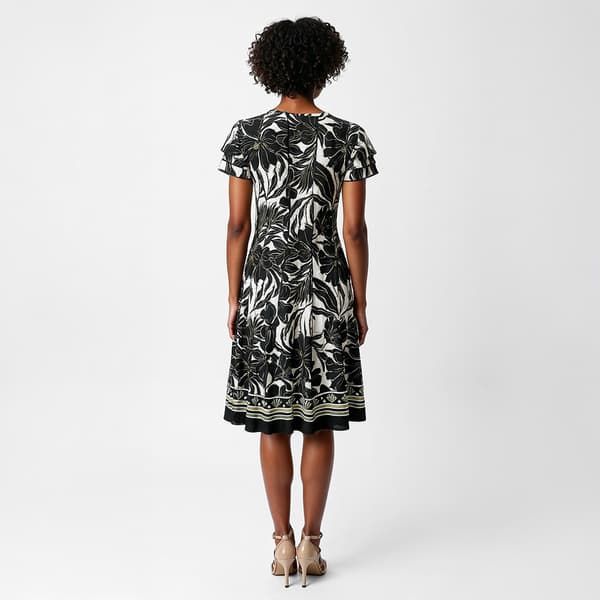 Womens Sami &  Short Sleeve Tropical Shift Dress