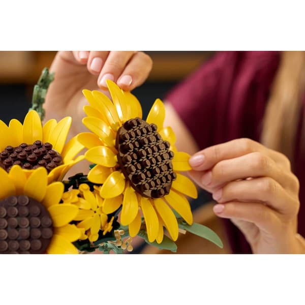 LEGO® Botanicals Sunflower Bouquet