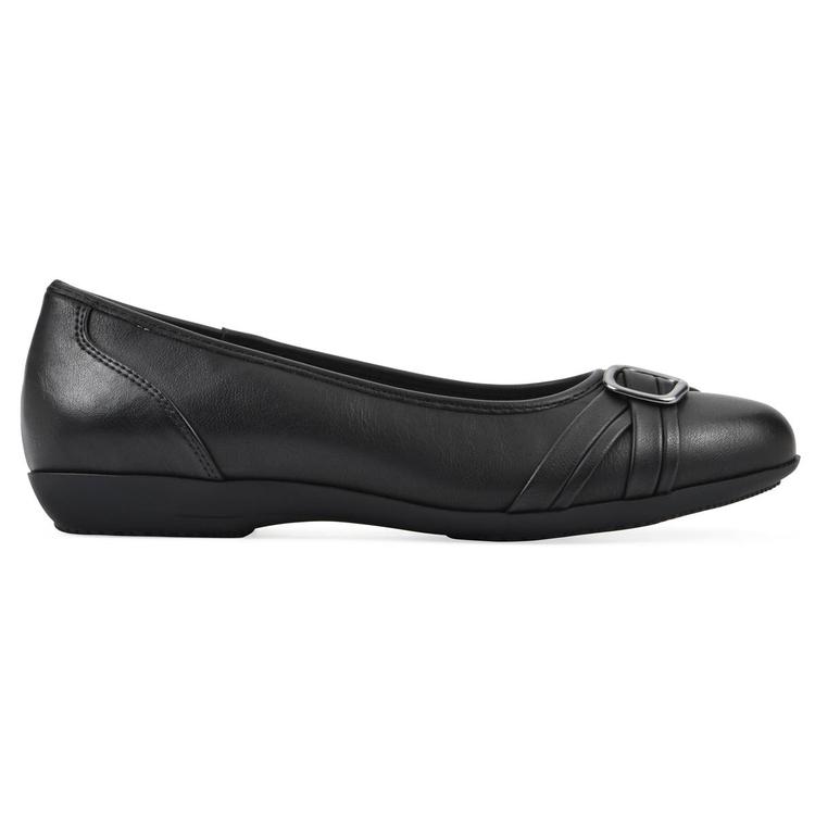 Womens Cliffs by White Mountain Calming Flats
