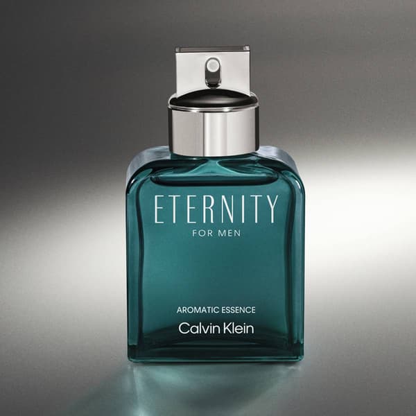 Calvin Klein Eternity for Men Aromatic Essence Gift Set