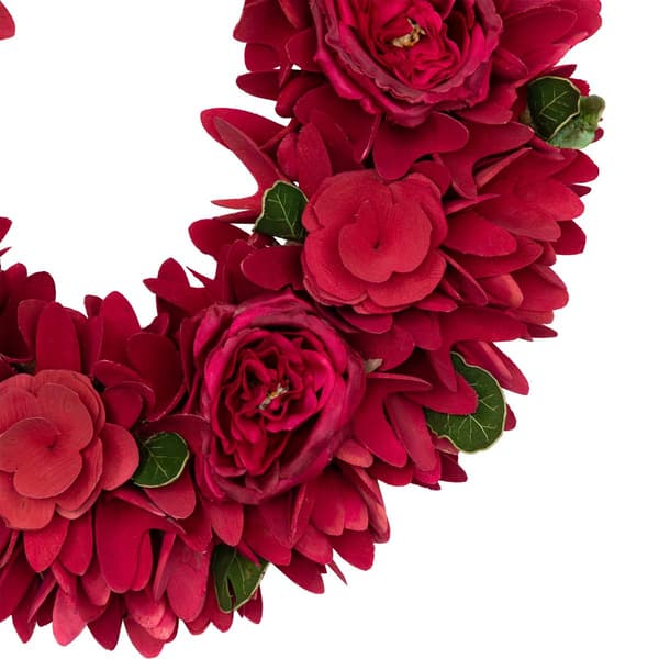 Northlight Seasonal Wood Roses Valentine''s Day Wreath