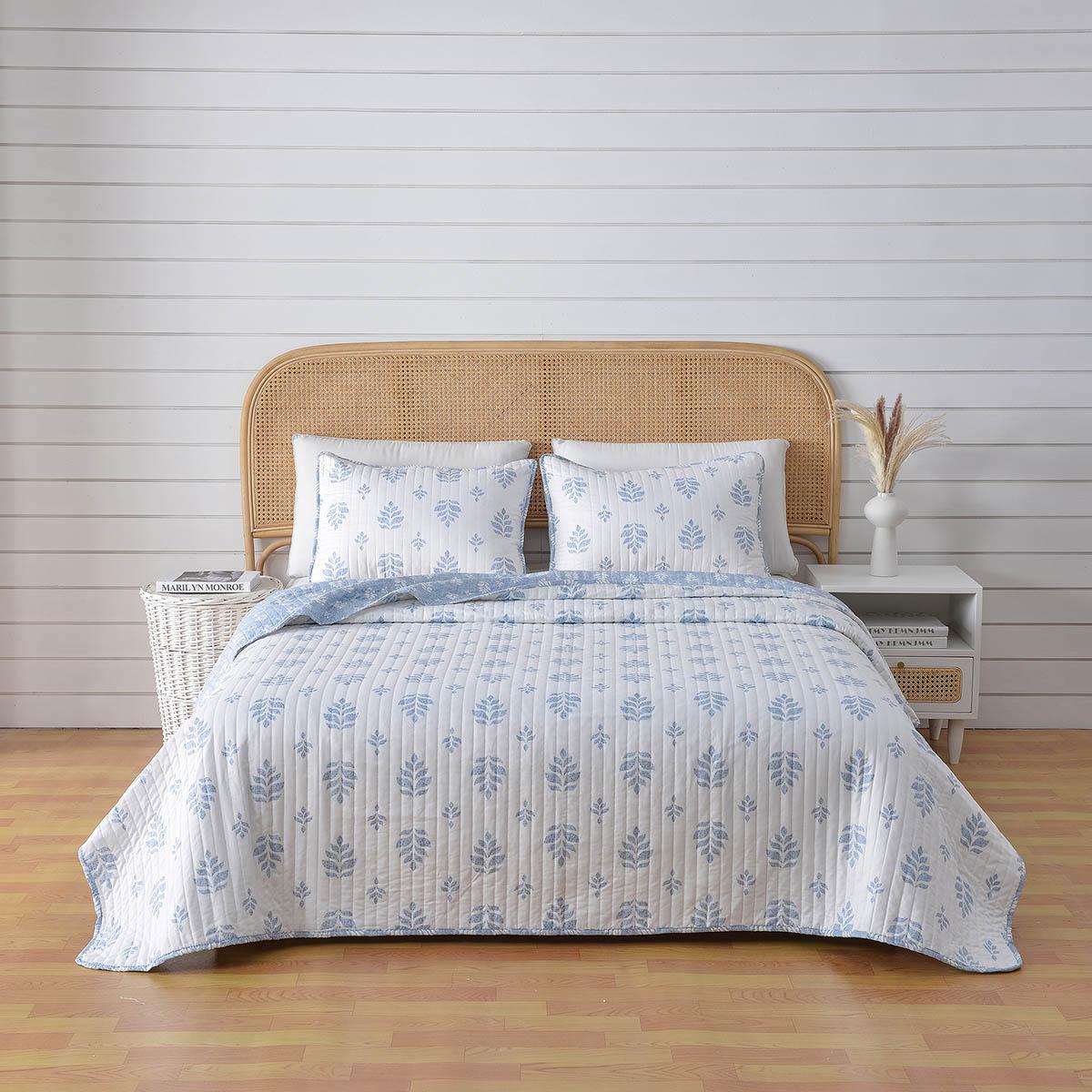 FreshFolds Colette 3pc. Reversible French Floral Quilt Set