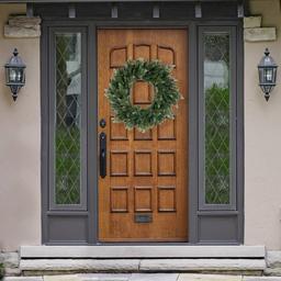 Northlight Seasonal 24in. Pre-Lit Artificial Christmas Wreath