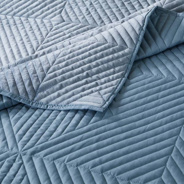 Greenland Home Fashions™ Riviera Velvet Quilted Throw