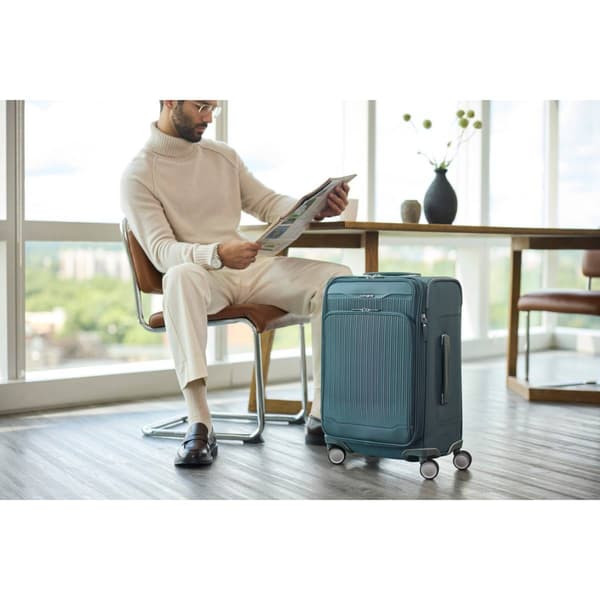Samsonite Silhouette 18 Soft Side 20in. Carry On