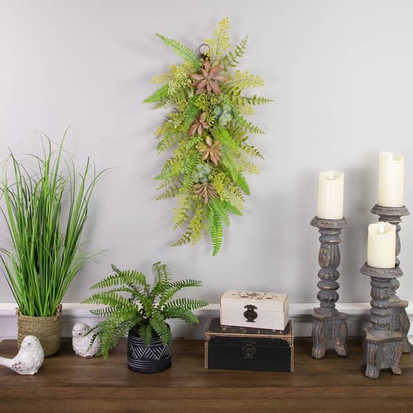 Northlight Seasonal Artificial Fern & Succulents Teardrop Swag
