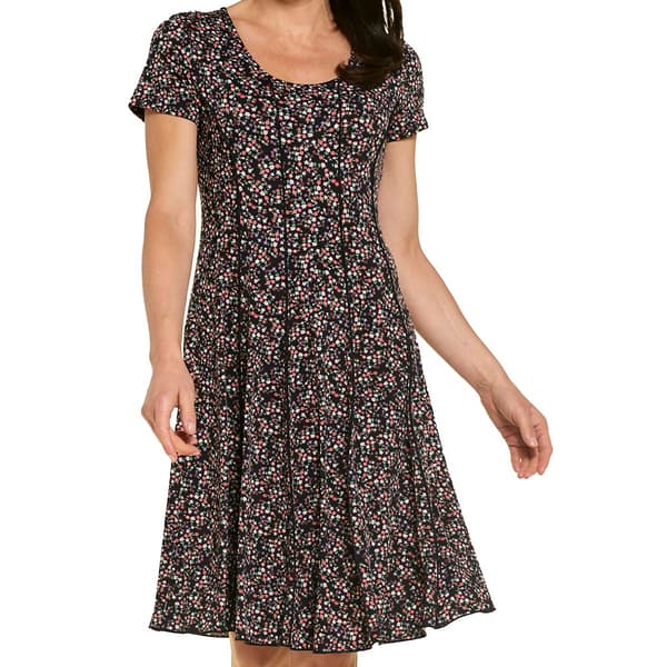 Womens Sami & Jo Short Sleeve Floral Dot Texture Dress