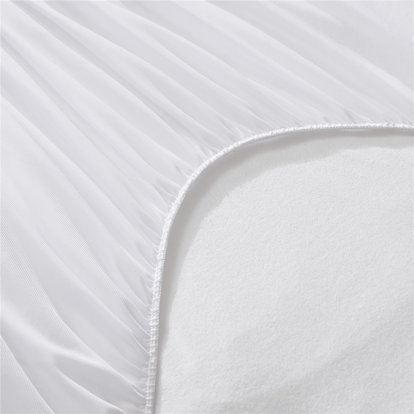 Truly Soft Waterproof and Moisture Wicking Mattress Pad