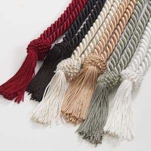 Fringe Detail 20in. Tieback