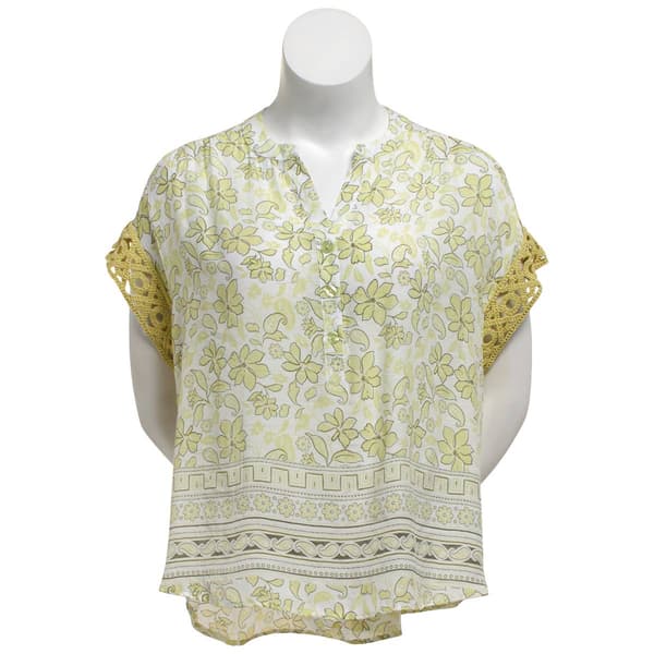 Plus Size Como Black Short Sleeve Floral Button Front Blouse - image 