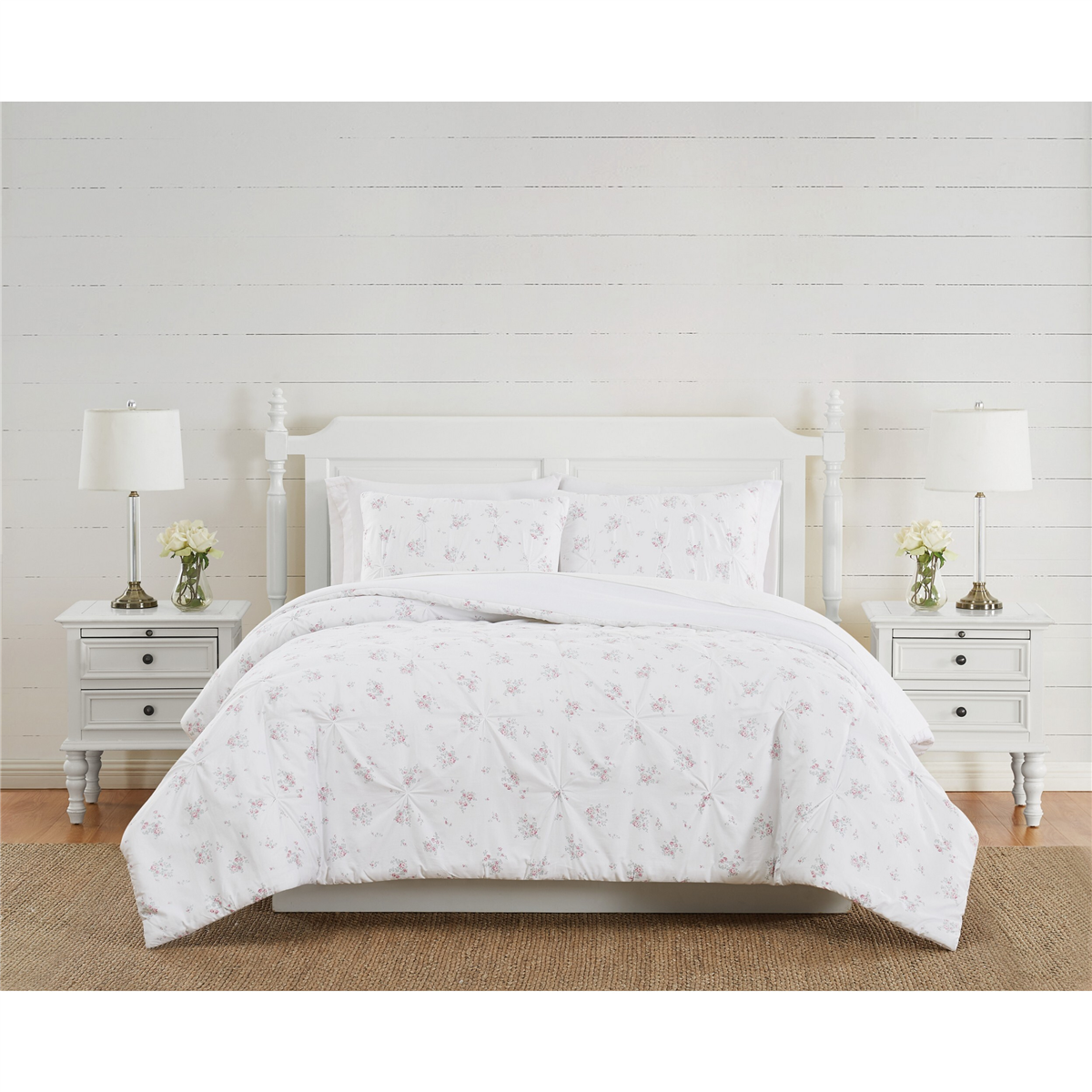 The Farmhouse by Rachel Ashwell Signature Rosebury 3pc. Comforte