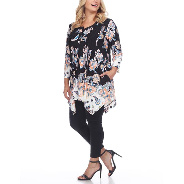 Plus Size White Mark Paisley Tunic Top With Pockets