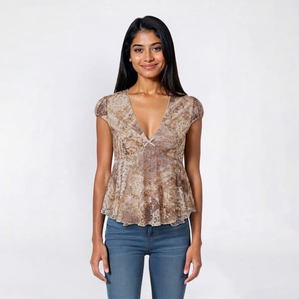 Juniors Madden Girl Floral Lace Cap Sleeve Babydoll Top - image 
