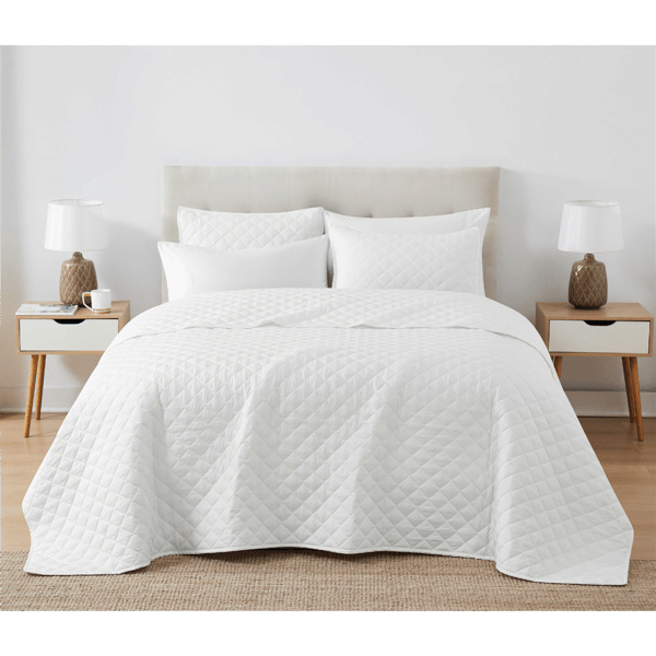 Cannon Solid Oversized Percale 3pc. Quilt Set