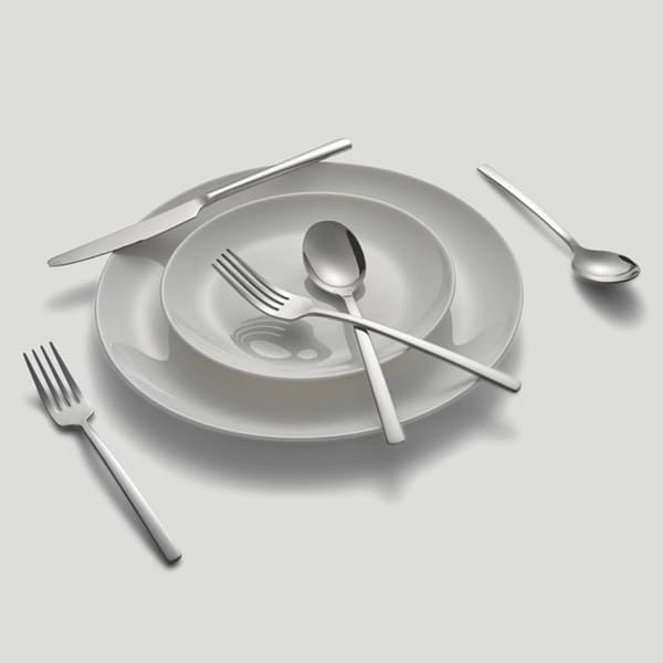 Cambridge&#174; Beacon Mirror 20pc. Flatware Set