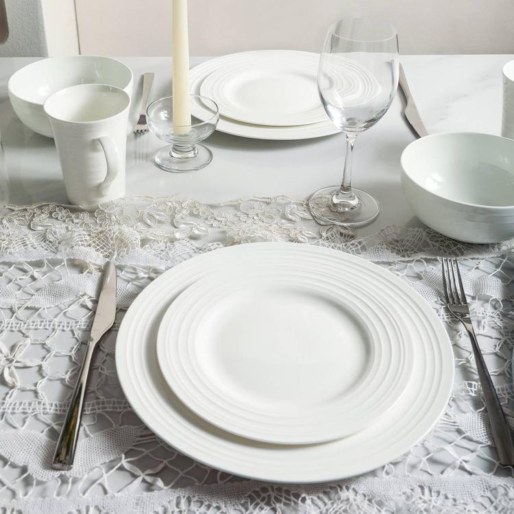 Stone Lain Eleanor 16pc. Bone China Dinnerware Set
