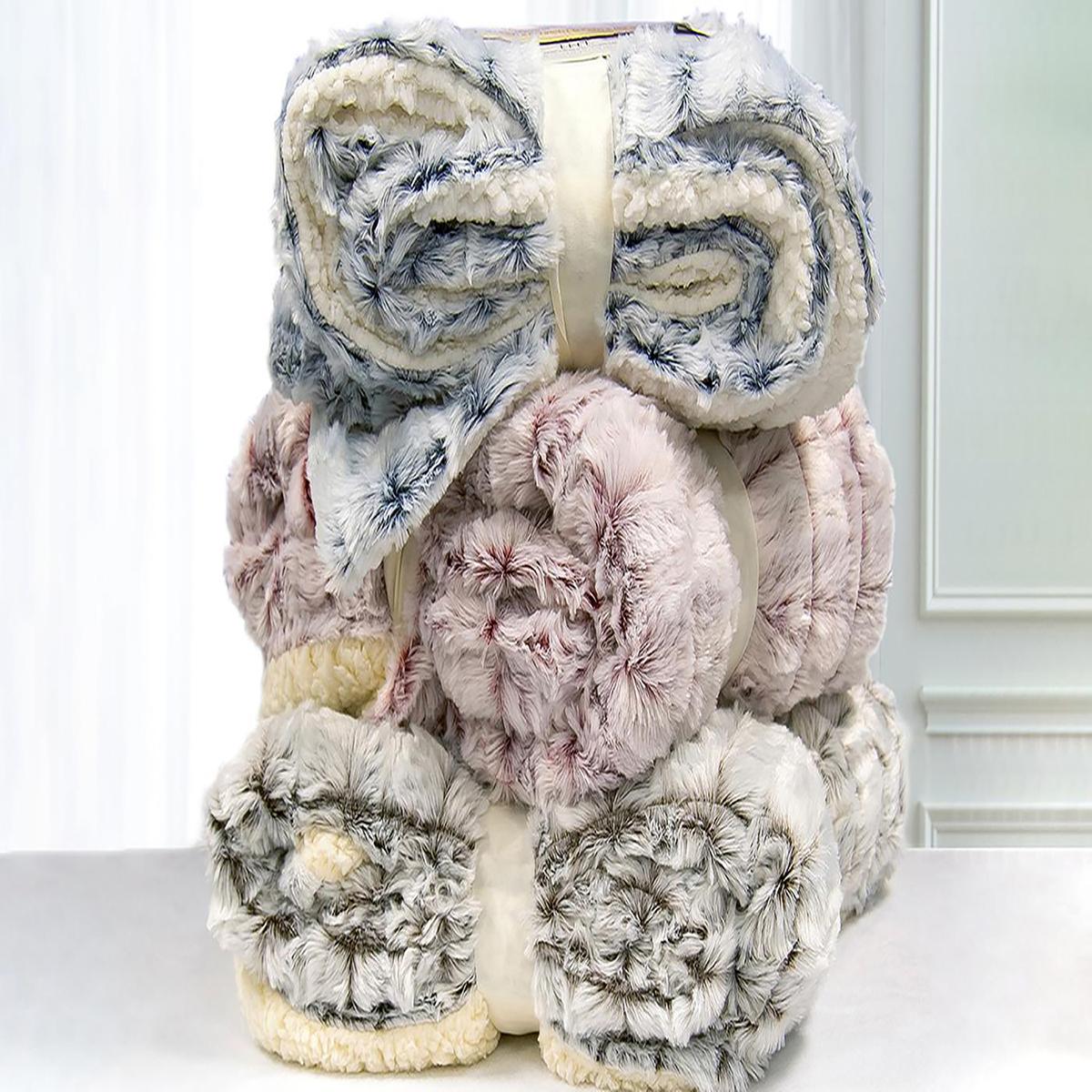 Blue Ridge Home Fashions Reversible Micromink/Sherpa Throw