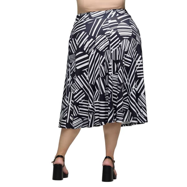 Plus Size 24/7 Comfort Apparel Black Geometric Pocket Midi Skirt
