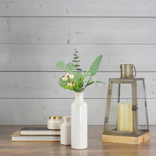 Northlight Seasonal Eucalyptus Leaf and White Berry Spring Pick