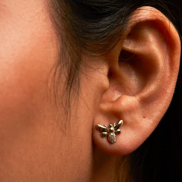 Haus of Brilliance 10kt. Gold Diamond Bumble Bee Stud Earrings