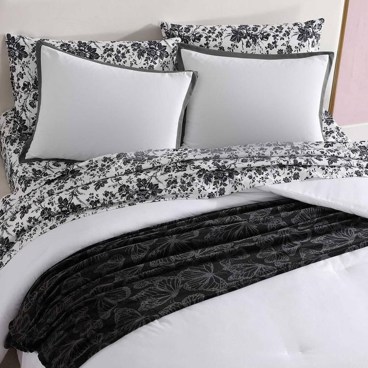 Betsey Johnson Signature Hotel Solid Microfiber Comforter Set