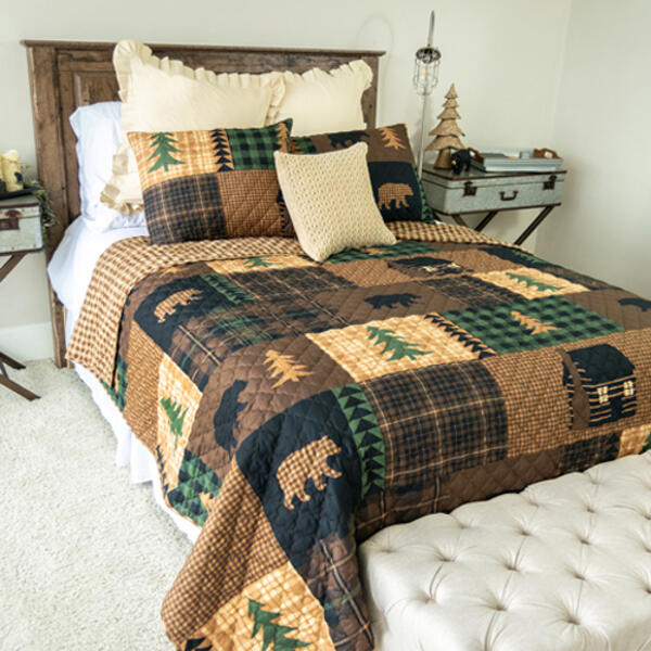 Your Lifestyle Brown Bear Cabin Quilt Set - image 