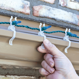 Simple Living 1000pk. Gutter & Shingle Christmas Light Clips