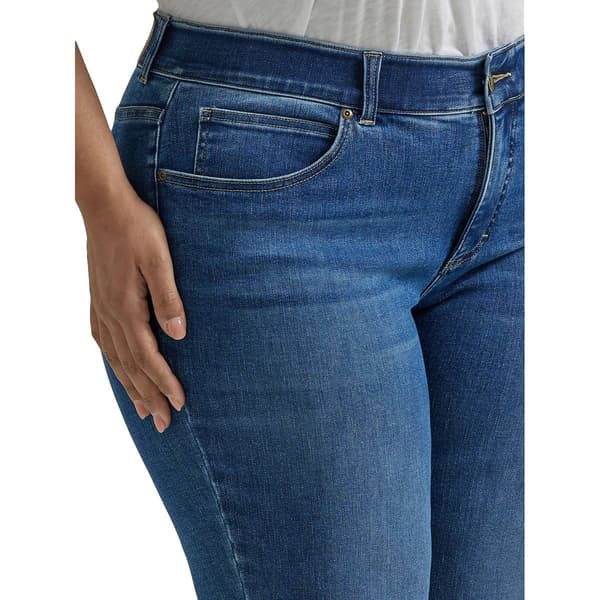 Plus Size Lee® Flex Motion Straight Leg Denim Jeans