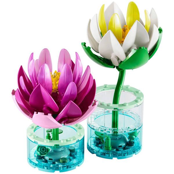 LEGO® Botanicals Water Lillies