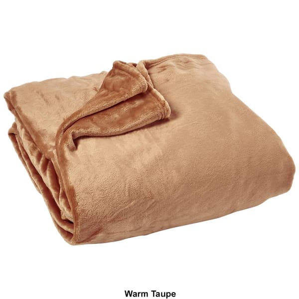 Ashley Cooper&#8482; Plush Blanket