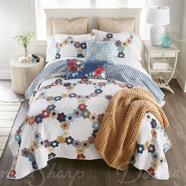 Donna Sharp Your Lifestyle Prairie 3pc. Reversible Quilt Set - image 