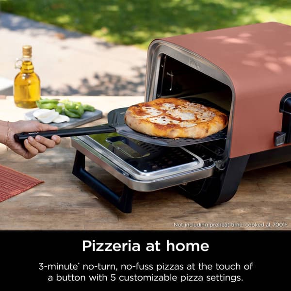 Ninja&#174; Woodfire 8-in-1 Outdoor Oven