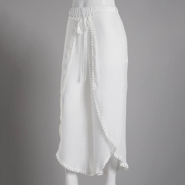 Juniors A. Byer Dolphin Tulip Hem Wide Leg Pants - image 