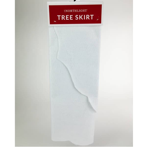 Northlight Seasonal Scalloped Edge Christmas Tree Skirt