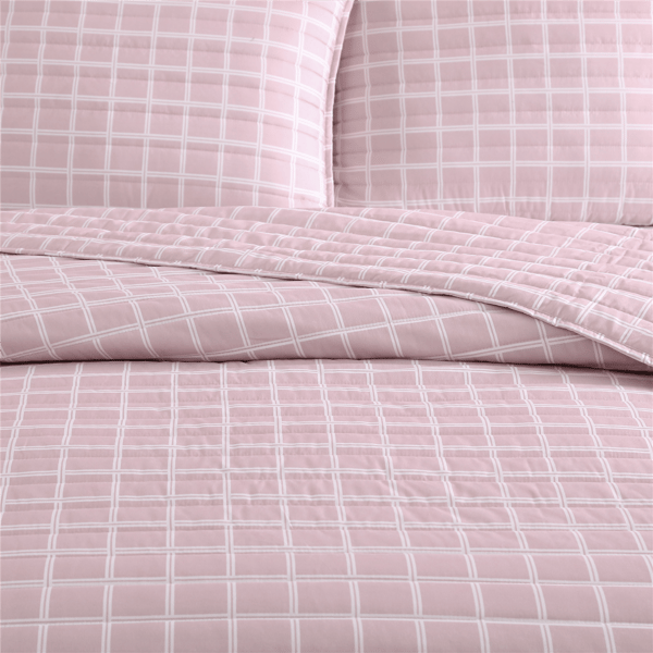 City Scene Woven Reversible Grid Microfiber Quilt Set