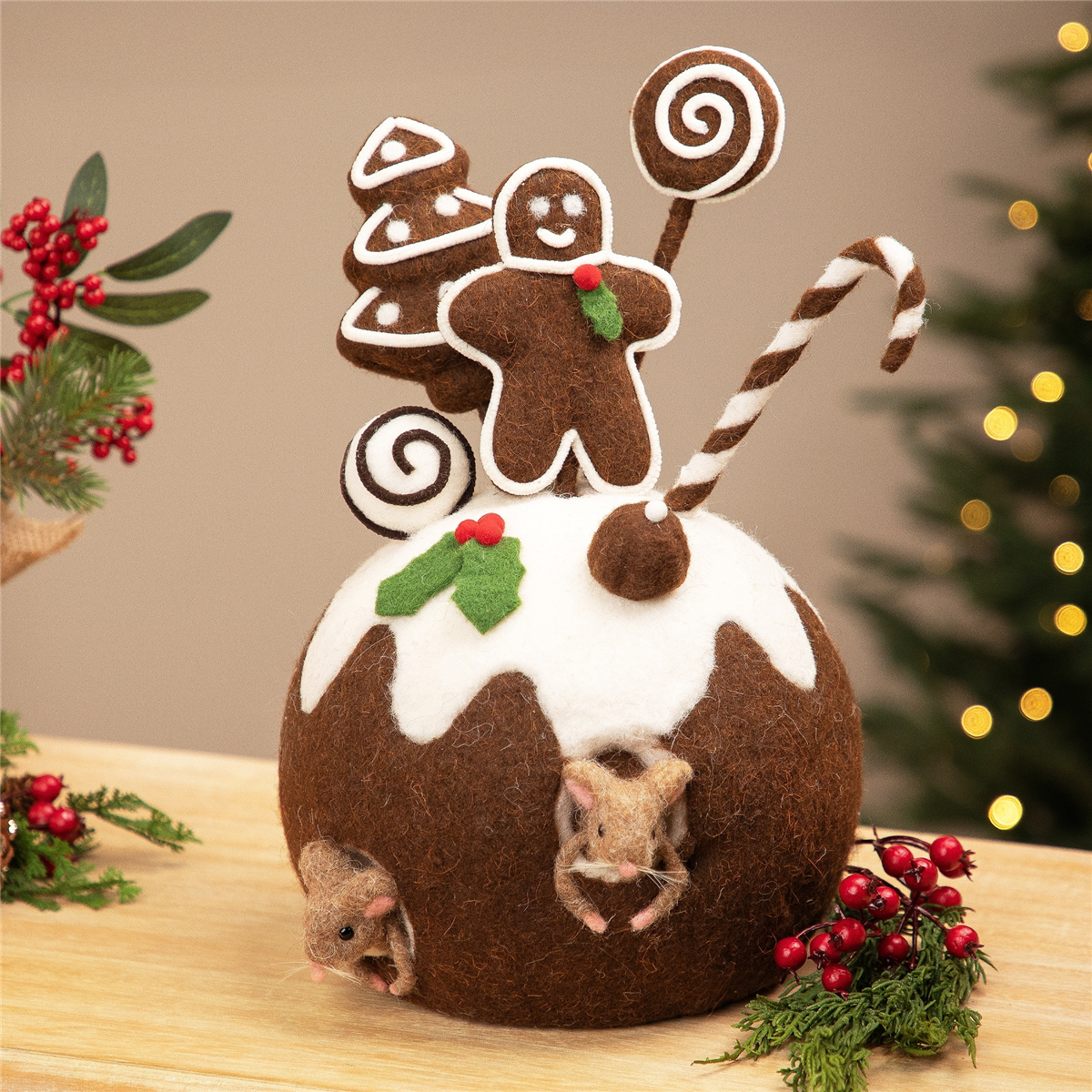 Northlight Gingerbread Cake & Mice Christmas Decoration