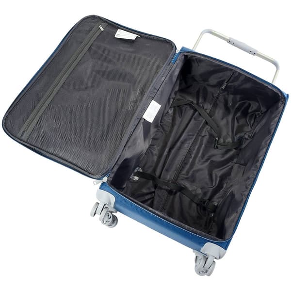 IT Luggage 24in. World's Lightest Spinner