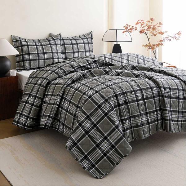 Colin 4pc. Quilt Set w/ Tote - image 