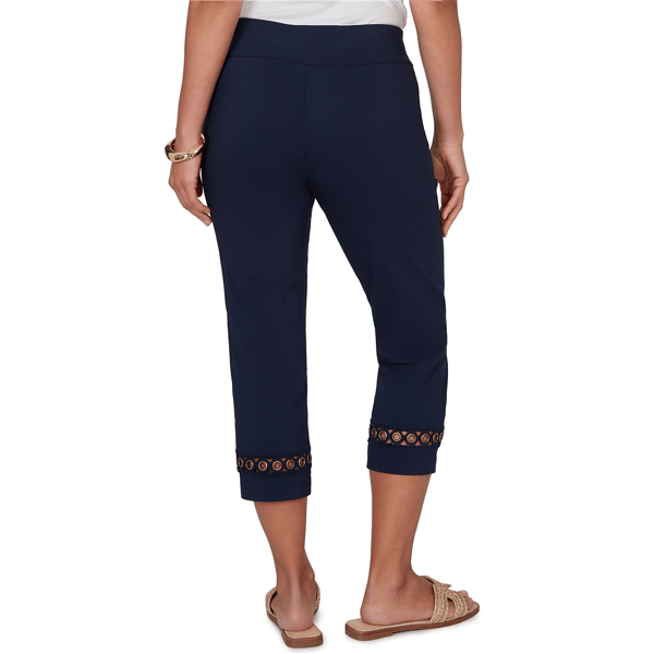 Plus Size Emaline Summer In The City Pull On Grommet Hem Capris