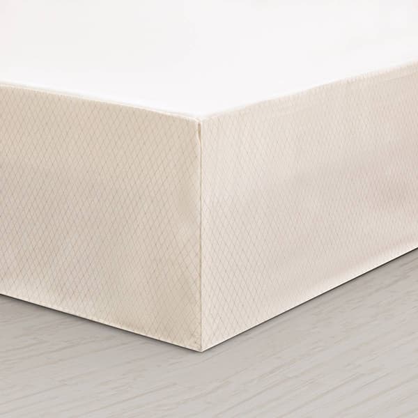 Royal Court Avant Garden 4pc. Reversible Comforter Set