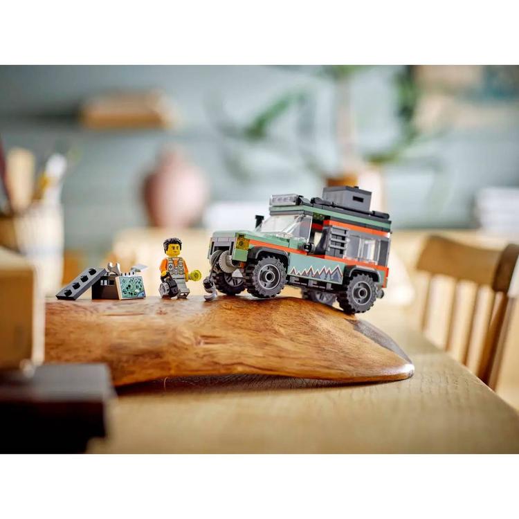 LEGO® CITY Off-Road 4x4 Mountain Truck