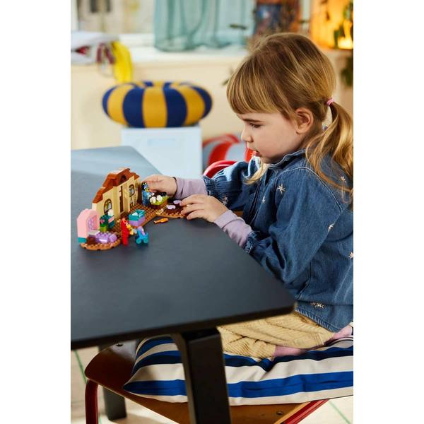LEGO® Bluey School With Rusty & Bluey Building Kit