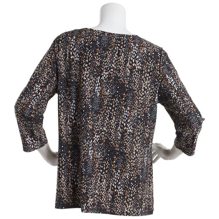 Womens Emily Daniels 3/4 Sleeve Abstract Dot Scoop Neck Blouse