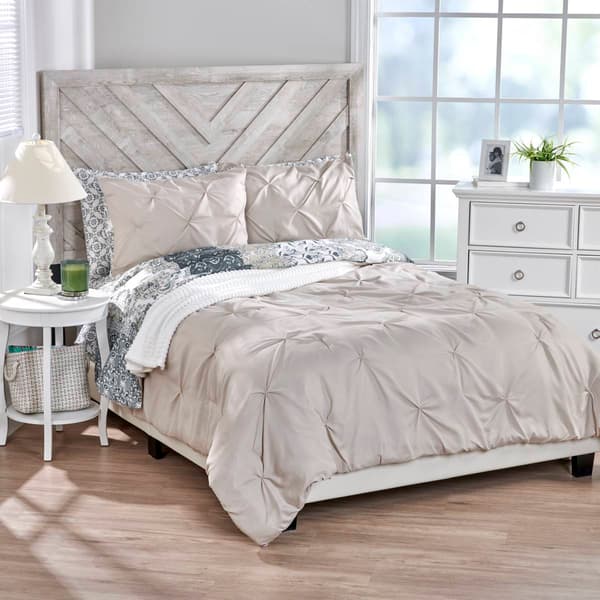 Olivia Parker(R) Janvi 8pc. Reversible Bed in a Bag