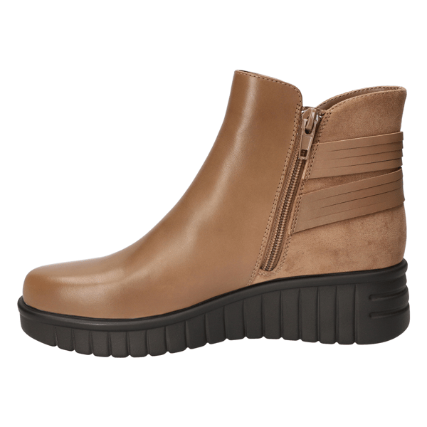 Womens Bella Vita Sueann Platform Ankle Boots