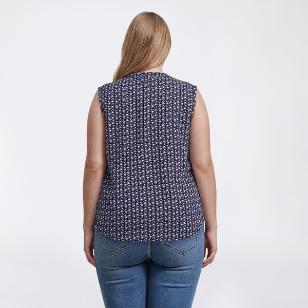 Plus Size Hasting & Smith Americana Star Split Neck Tank Top